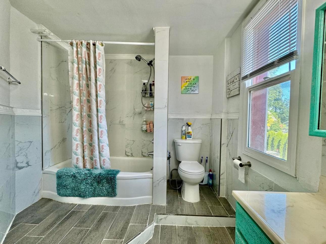 Cozy Private Room With Shared Bathroom On The 1St Floor - Conveniently Located Near Seatac Airport And Downtown Сиатъл Екстериор снимка